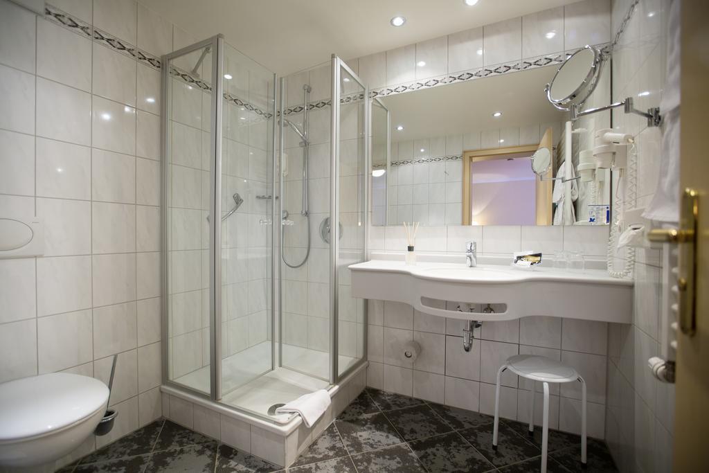Flair Hotel Adlerbad Bad Peterstal-Griesbach Esterno foto
