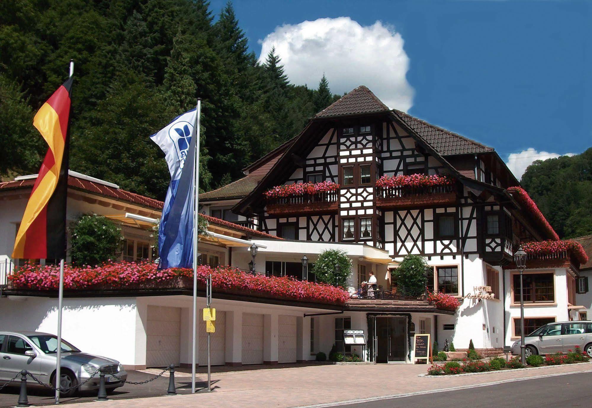 Flair Hotel Adlerbad Bad Peterstal-Griesbach Esterno foto